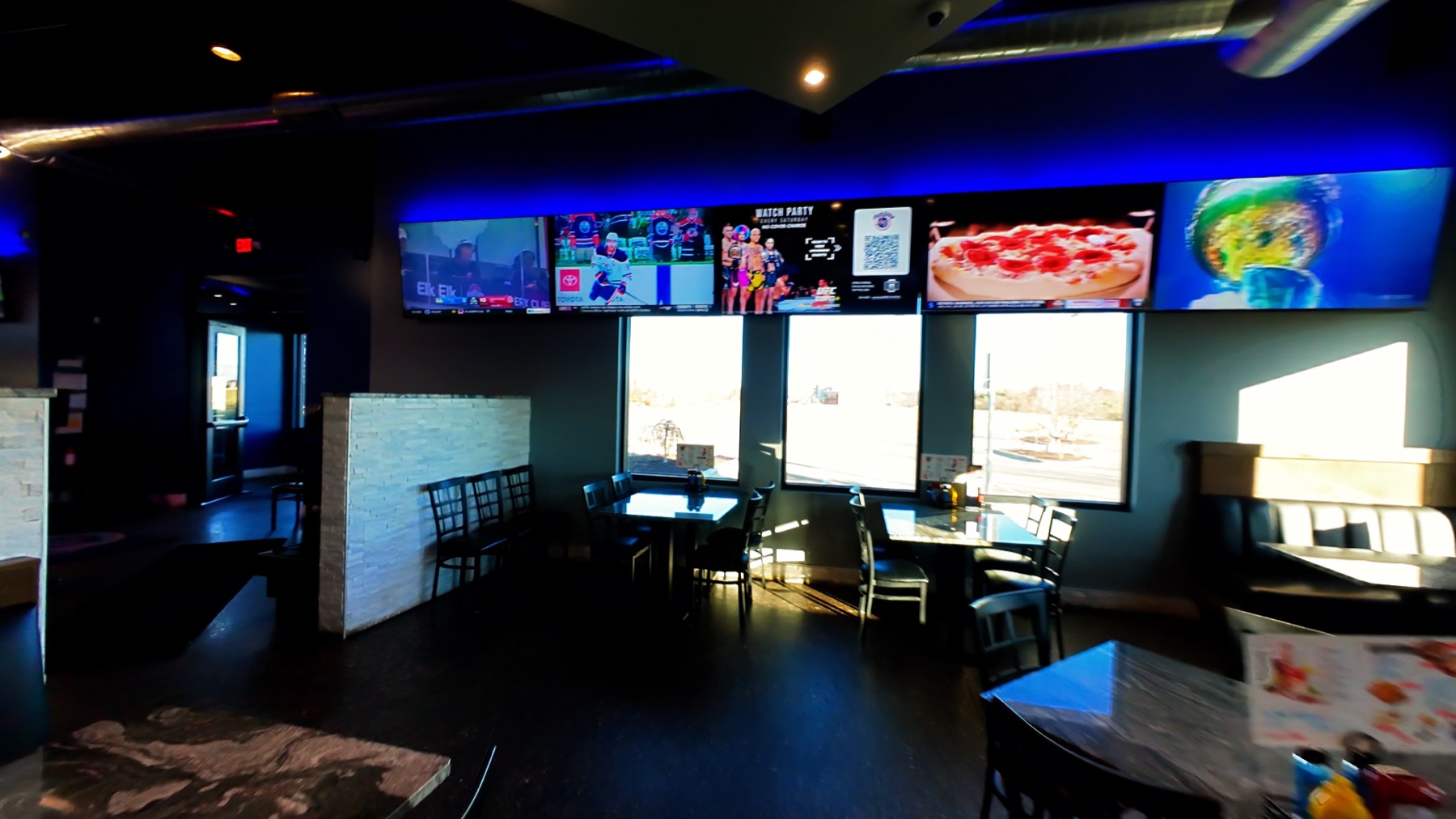 Comfortable booths and dining room
